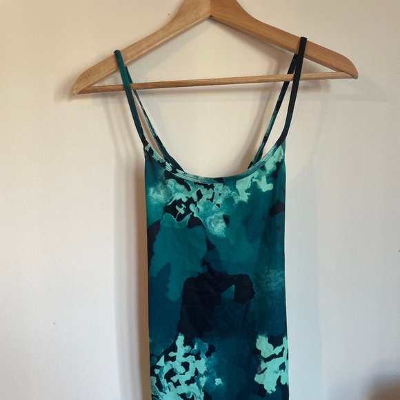 NWT Fabletics tank - Picture 3 of 5